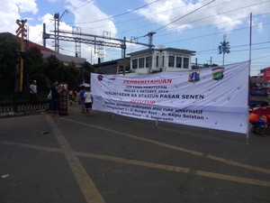 Uji Coba Penutupan Perlintasan KA Senen Dimulai, Lalin Arah Cempaka Putih Macet