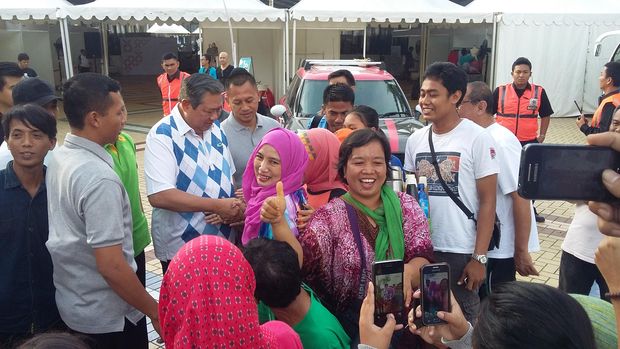 Foto: SBY hadir dalam lari pagi bareng Agus Yudhoyono (Yudhistira/detikcom)