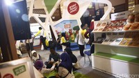 Di hari terakhir, pameran buku bertaraf internasional ini masih padat pengunjung.