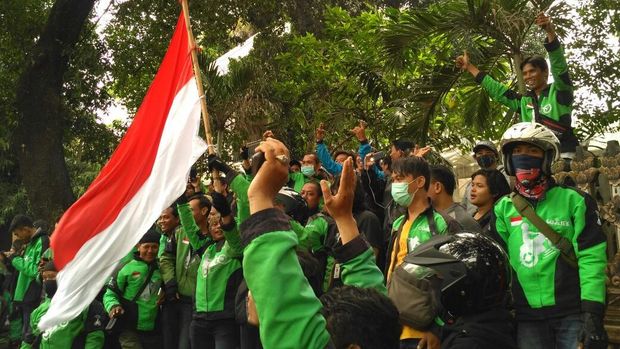 Foto: Kantor PT Gojek Indonesia didemo driver (Bartanius Dony/detikcom)