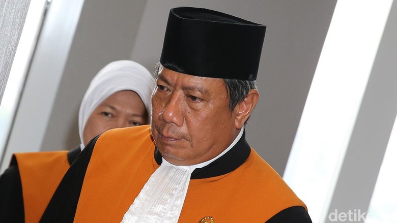 MA Anulir Vonis Mati Mafia Narkoba Jadi 17 Tahun Bui, Eh Ditangkap BNN Lagi MA Anulir Vonis Mati Mafia Narkoba Jadi 17 Tahun Bui, Eh Ditangkap BNN Lagi