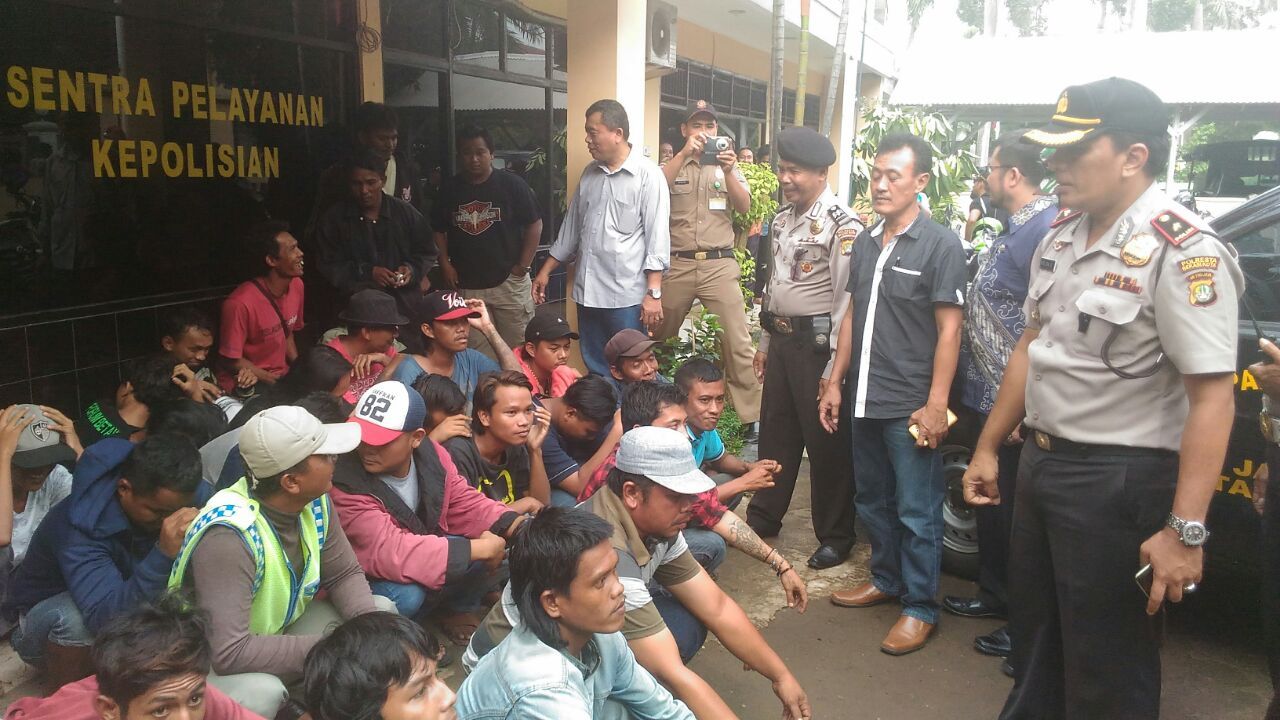 Polres Bekasi Kota juga mengamankan 95 orang lainnya (Istimewa)