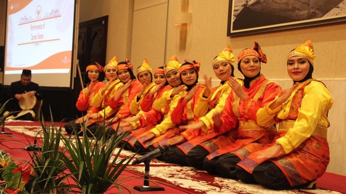 Tari Saman Magnet Resepsi Diplomatik di Oman