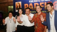 PARFI 1956 adalah organisasi yang dibentuk untuk menyelamatkan PARFI yang kini dipimpin oleh Gatot Brajamusti. Pool/Gus Mun/detikFoto.