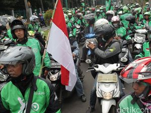 Massa Driver Go-Jek Marah dan Minta Perwakilan Manajemen Keluar