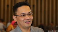 Farhat pun berharap pasangan Capres-cawapres Jokowi dan Maruf ini bisa menang. Ia pun sudah menyiapkan kritikan-kritikan untuk menghadapi lontaran dari Fadli Zon. Foto: Ari Saputra/detikFoto.