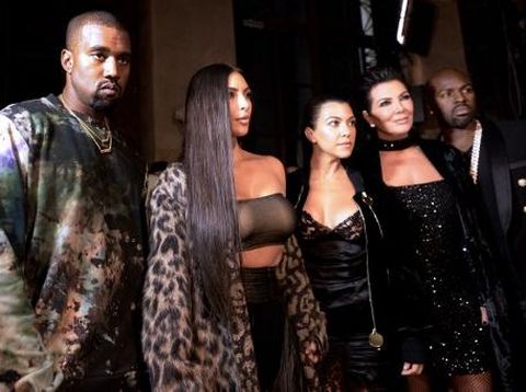 Keluarga Kardashian Tutup Semua Toko Baju, Ini Alasannya