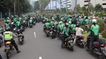 Dari Jalan Asia Afrika, Massa Go-Jek Menuju Kemang