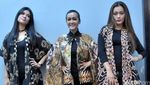 Dear Nia dan Della Perez, Ingat Momen-momen Ini?