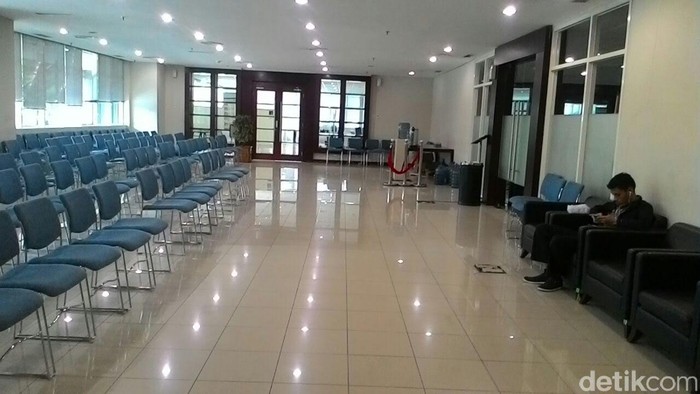 Antrean Hari Keempat Periode Dua Tax Amnesty Lengang