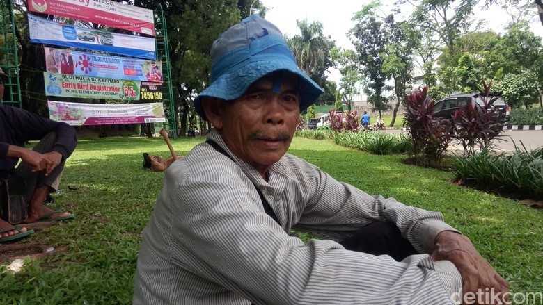 Begini Kesaksian Pengguna Jasa Manusia Cangkul di Tangerang Selatan Begini Kesaksian Pengguna Jasa Manusia Cangkul di Tangerang Selatan