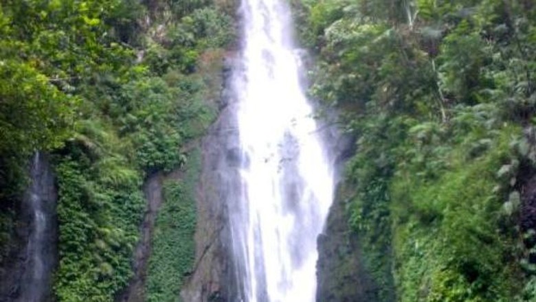 Curug Cikaracak di Bogor