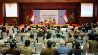 Diplomatic and Chambers of Commerce Gathering diikuti oleh Kadin Indonesia, perwakilan diplomatik di Jakarta, dan perwakilan perusahaan asing.