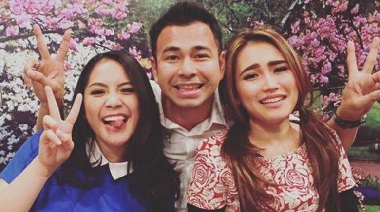 Dari Hati, Raffi Ahmad Mantap Pilih Ayu Ting Ting Jika Masih Single Dari Hati, Raffi Ahmad Mantap Pilih Ayu Ting Ting Jika Masih Single