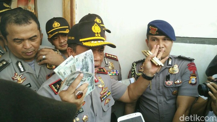 Polisi Geledah Rumah Najmiah, Pengusaha yang Setor Rp 200 M ke Dimas Kanjeng