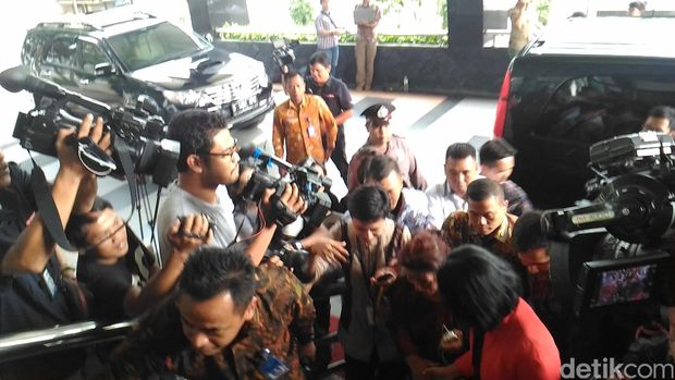 Menteri Siti dan Susi ke KPK
