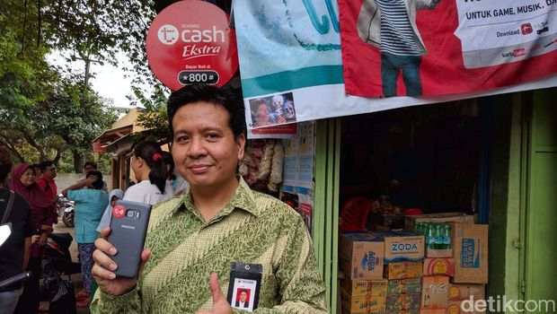 Telkomsel Ingin Masyarakat Nabung di Warung