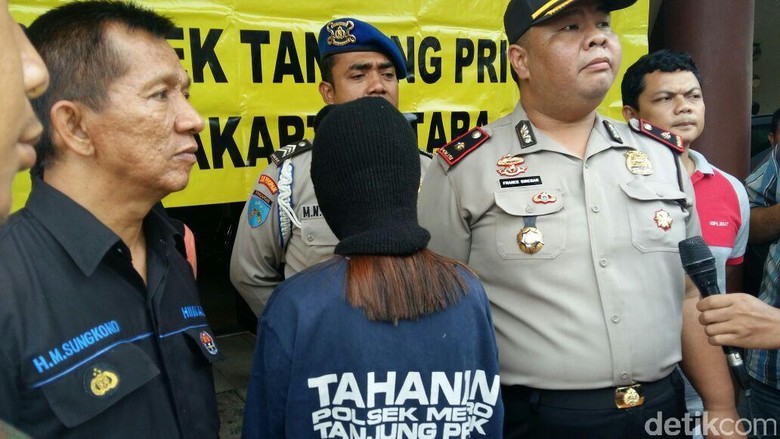 Saling Ejek di Medsos, Mahasiswi Lukai Siswi SMA Pakai Silet Saling Ejek di Medsos, Mahasiswi Lukai Siswi SMA Pakai Silet