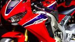 Tampilan Berbeda Honda CBR1000RR Fireblade