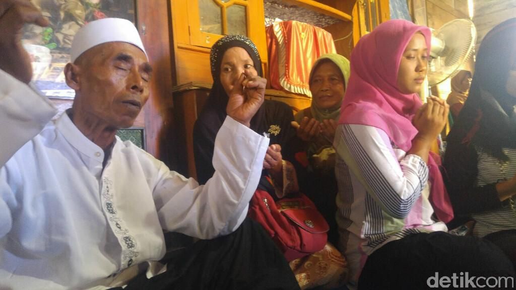 Kasrin, tukang becak yang berhaji secara misterius di rumah, Dukuh Gembul, Desa Sumberejo, Kecamatan Pamotan, Kabupaten Rembang, Rabu 5 Oktober 2016 (Foto: Angling AP/detikcom)