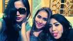 Persahabatan Ayu Ting Ting dan Nagita Slavina