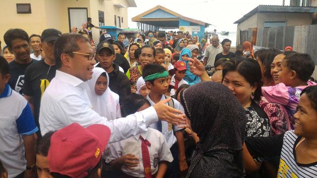  Wali Kota Makassar Ramdhan 'Danny' Pomanto di Pulau Barrang Lompo, Makassar, Rabu (5/10/2016). Foto: Aditya Fajar Indrawan-detikcom