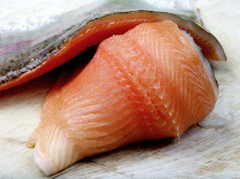 Sesi Bercinta Lebih Nikmat Berkat Santap Ikan