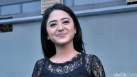 Belum lama ini beredar foto dan videonya  saat tampil dengan pakaian seksi dan goyangan erotis. Pool/Noel/detikFoto.