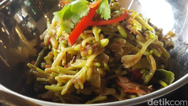 Renyah Pahit Garo Bunga Pepaya Juga Enak untuk Makan Siang