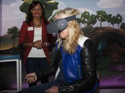 Google Daydream View, Headset VR Sejutaan