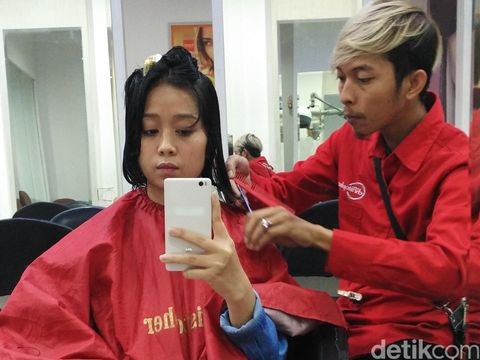 Eksperimen Potong  Rambut  di  Salon Mahal  Vs Salon Murah 