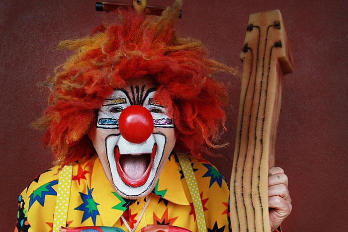 TAMWORTH, AUSTRALIA - JANUARY 23:  Rodney the clown prepares to take part in the Tamworth Country Music Festival Calvacade on January 23, 2016 in Tamworth, Australia. The Tamworth Country Music Festival is a 10 day event showcasing over 700 artists and draws large crowds enjoying the annual Australia Day weekend, culminating in the Golden Guitar Awards which celebrates the best of Australian country music.  (Photo by Lisa Maree Williams/Getty Images)
