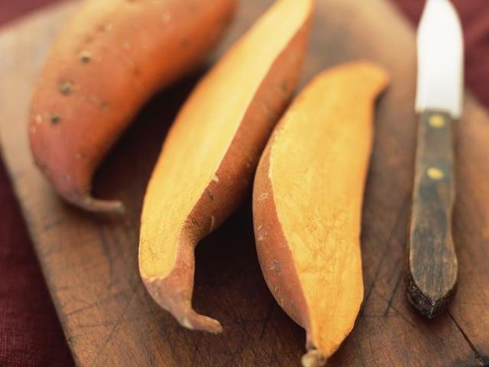 Mau Langsing? Cemil-cemil Ubi Jalar, Semangka dan Pisang Bisa Jadi Triknya