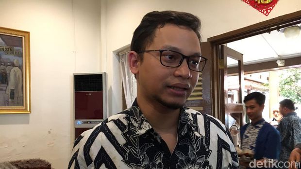 Debat Alot Network Sharing