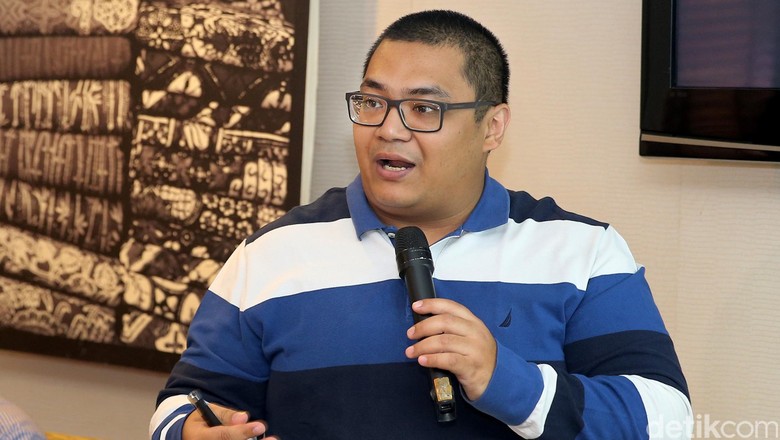 Pengamat Nilai Jokowi Cerdik Gaet Milenial Jadi Stafsus