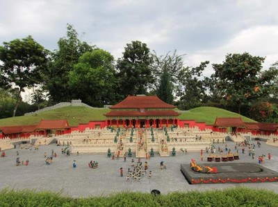 Aneka Landmark Dunia Versi Lego di Malaysia