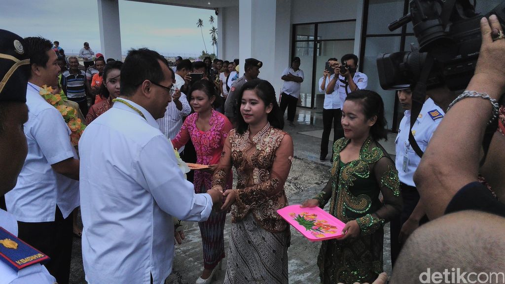 Bandara Miangas, Sulut terletak di pulau terluar Indonesia sebelah utara (Foto: Rini Friastuti/detikcom)