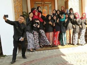 Pakaian Adat Using Resmi Jadi Seragam Dinas PNS Banyuwangi