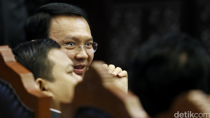 Bantah Beri Mahar RP 10 T ke PDIP, Ahok: Orang Gendeng Mana Kasih Segitu