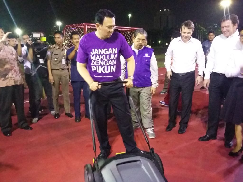 Foto: Ahok di Monas Niken (detikcom)