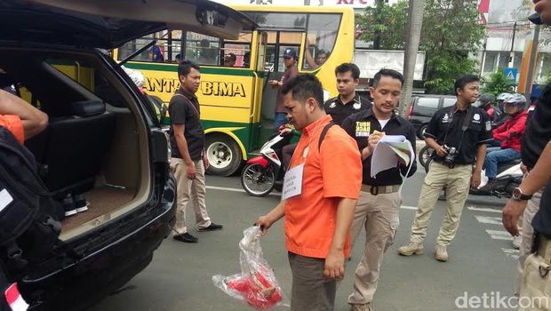 Polisi Rekonstruksi Perampokan Pondok Indah, 5 Pelaku Dihadirkan