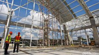 Ada tiga tahapan pembangunan Bandara Supadio. Tahap satu meliputi rangka bangunan, tahap dua bagian fasilitas banguan, bagian tiga adalah penyempurnaan dan finishing bangunan terminal dan interior. Dok, AP II.