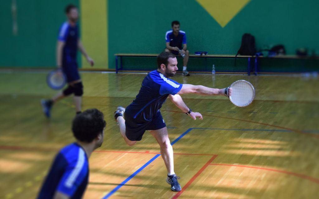 Permainan tamburello - (isfsports.org)