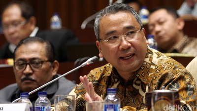 Komisi II Evaluasi UU Desa