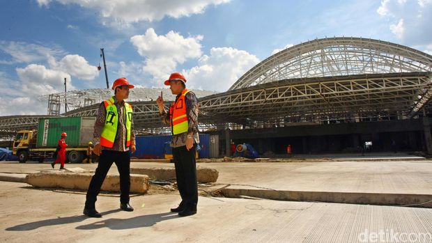 Pembangunan terminal baru di Bandara Supadio (Foto: Ahmad Ziaul Fitrahudin/detikcom)