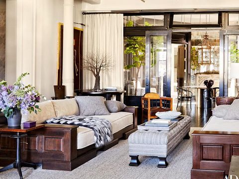 Mengintip Apartemen Meg Ryan di New York yang Baru Direnovasi