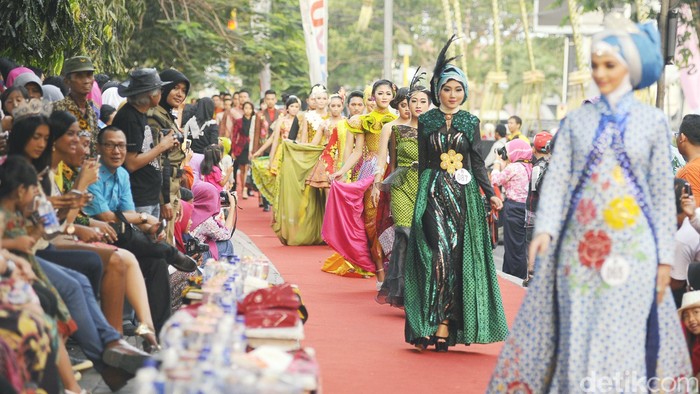 Puteri Indonesia 2016 Akan Melenggok Cantik di Trotoar Banyuwangi