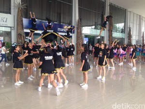 Mengintip Sesi Latihan Cheerleading