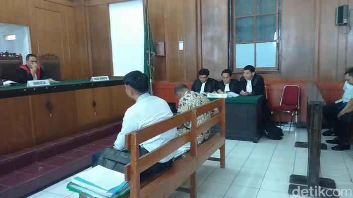 Dituntut 5 Tahun Penjara Advokat Tersandung Kasus Pemalsuan