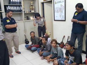 Polisi Razia Anak Punk di Bekasi yang Meresahkan Warga